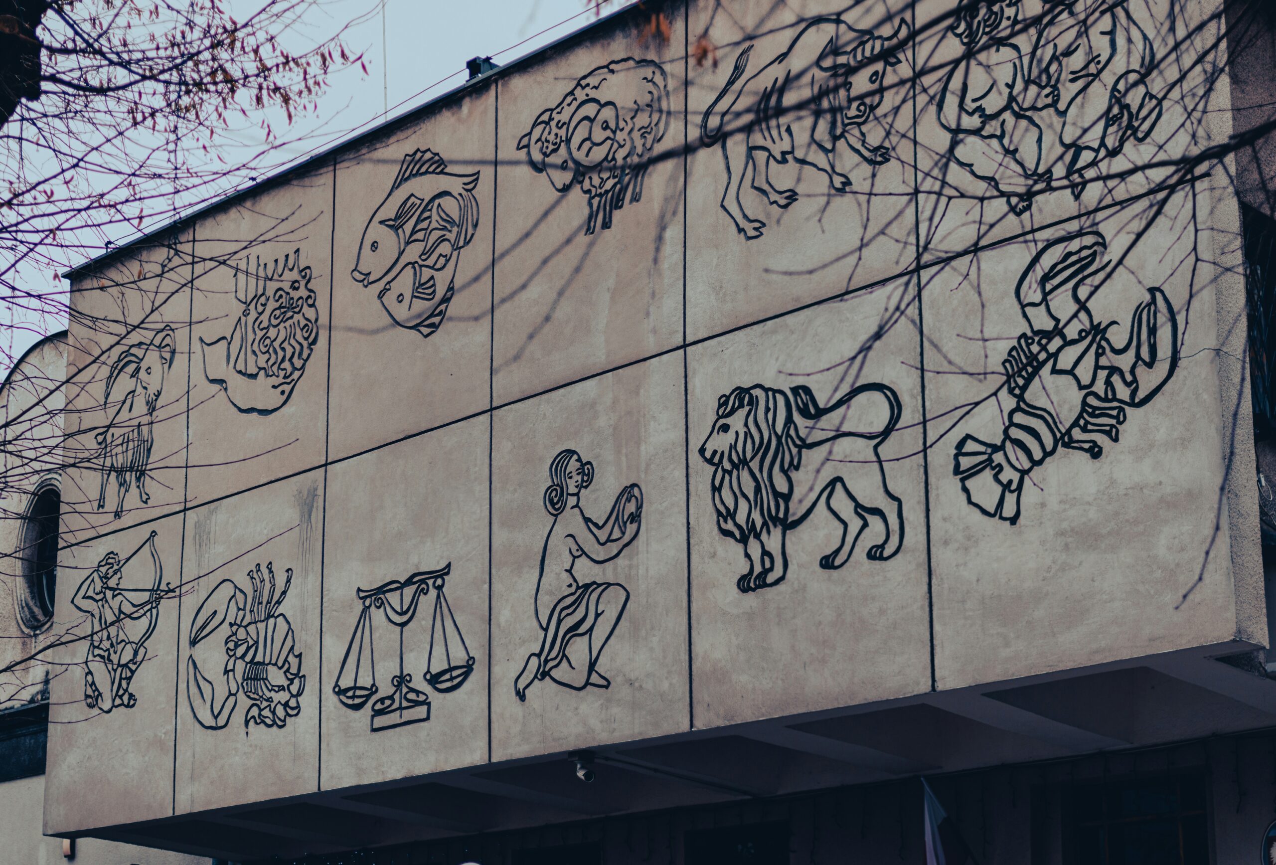 jakub-pabis-m4-7DngV2Yo-unsplash