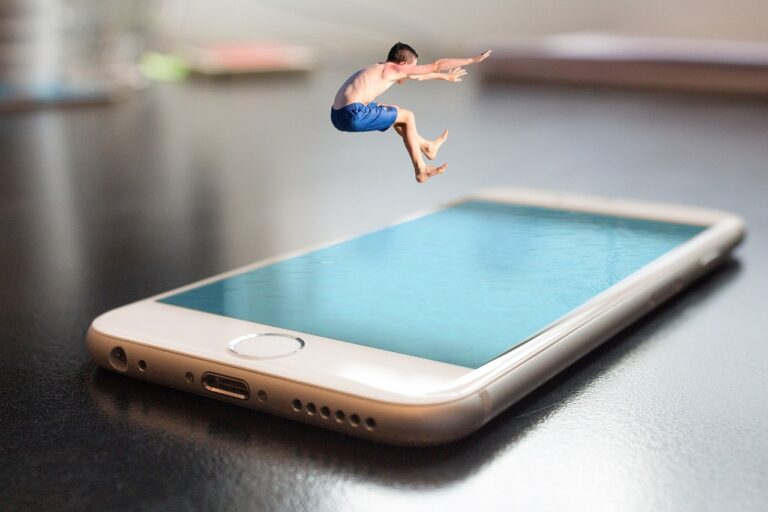 smartphone-g4c61a01bf_1280