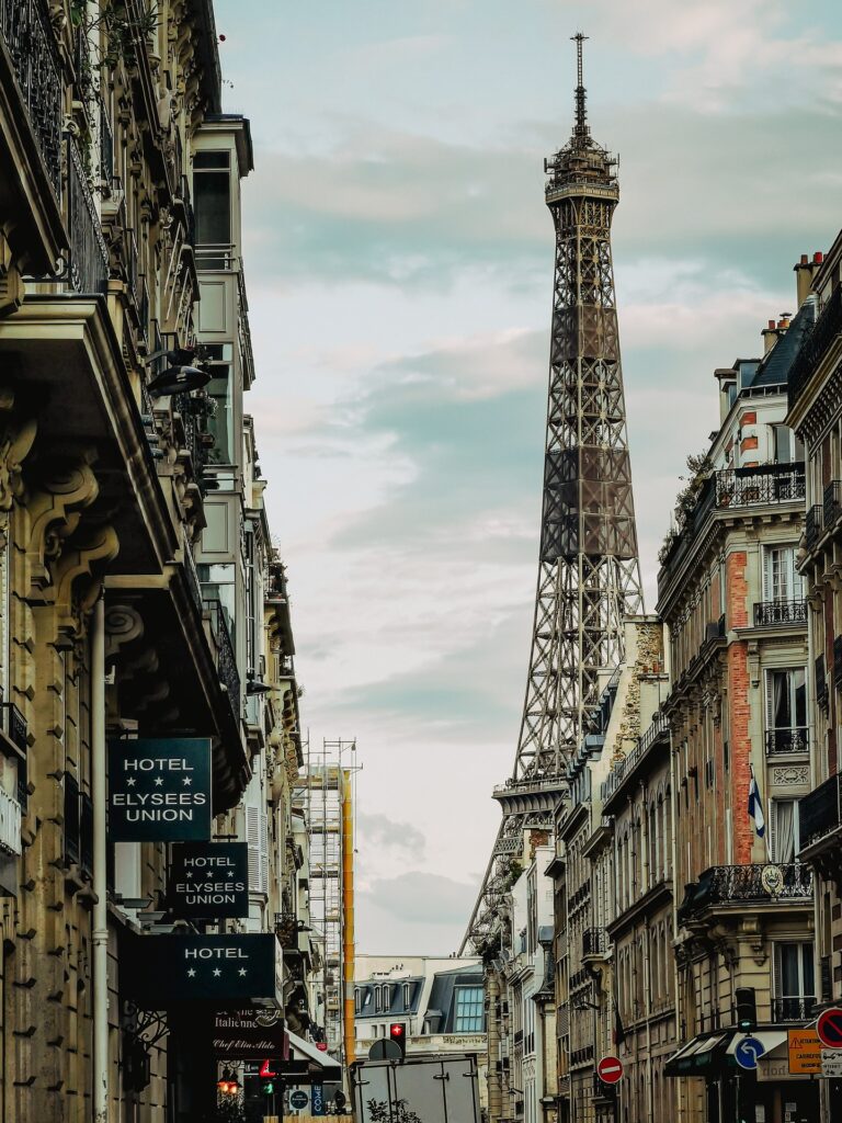 tourist-attraction-6491734_1920